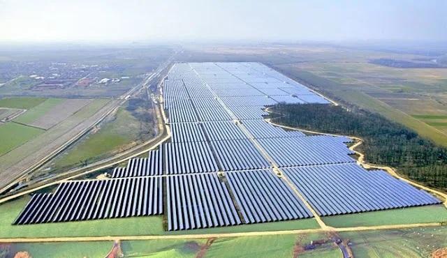 Operação em larga escala em usinas fotovoltaicas